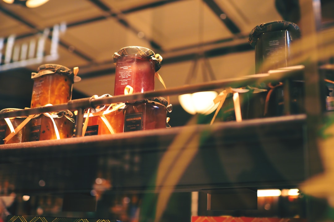 Best condiments displayed on a warm-lit market shelf with assorted jars — Flavor Index Lab